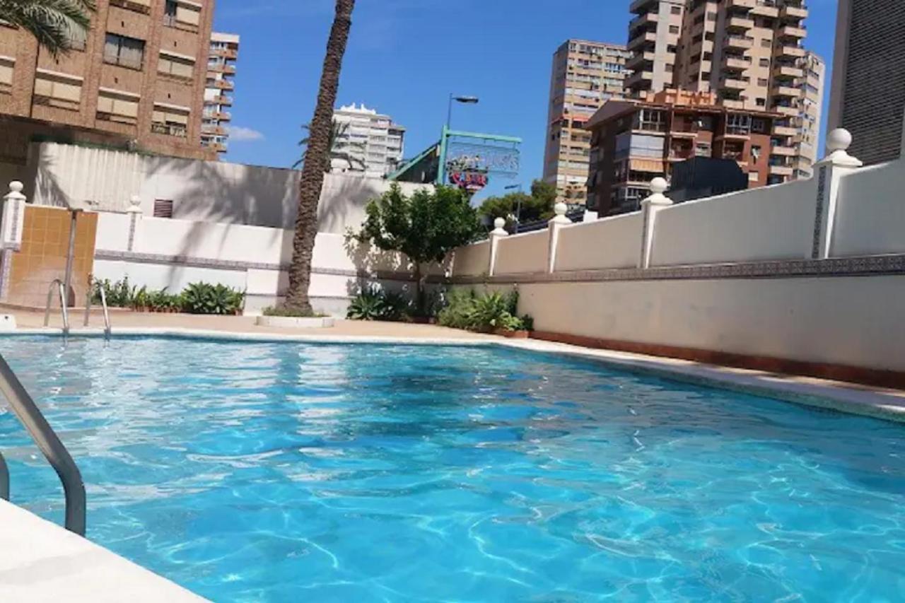 Apartamento BENIDORM ROCAS ONE, un oasis a 100 metros del mar Exterior foto