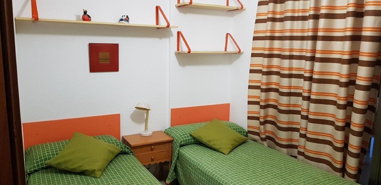 Apartamento BENIDORM ROCAS ONE, un oasis a 100 metros del mar Exterior foto